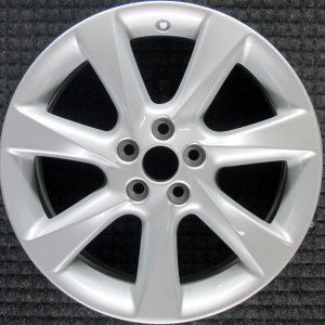2008-2013 Toyota Highlander Silver Wheel (Remanufactured OEM)