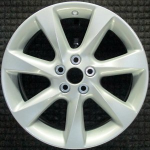 2008-2013 Toyota Highlander Silver Wheel (Remanufactured OEM)