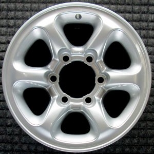 1997-2000 Mitsubishi Montero Silver Wheel (Remanufactured OEM)