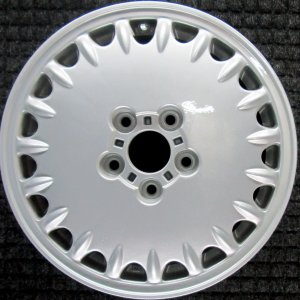 1996-1997 Acura RL Silver Wheel (Remanufactured OEM)