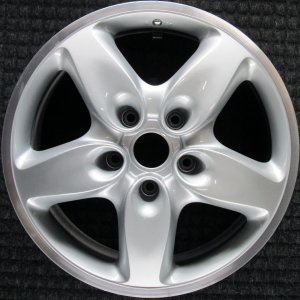 2004-2006 Volkswagen Touareg Silver Wheel (Remanufactured OEM)