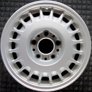 1988 BMW 735iL Silver Wheel (Remanufactured OEM)