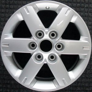 2005-2007 Mitsubishi Montero Silver Wheel (Remanufactured OEM)