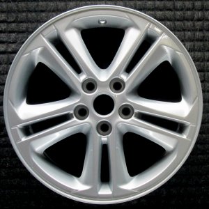 2016-2018 Chevrolet Cruze Silver 16x7 Silver Painted Alloy Wheel (Remanufactured OEM)