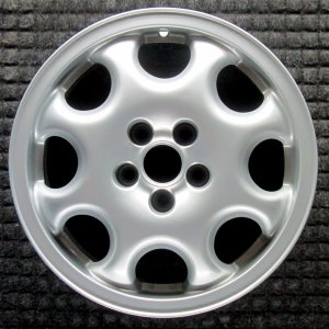 1995-1997 Volkswagen Passat Silver Wheel (Remanufactured OEM)