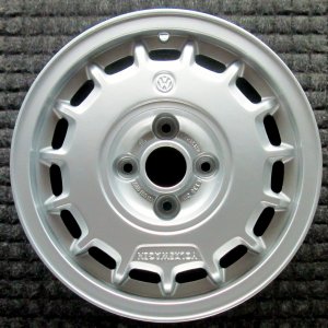 1985-1992 Volkswagen Jetta Silver Wheel (Remanufactured OEM)