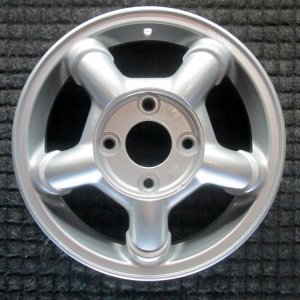 1996-1998 Hyundai Elantra Silver Wheel (Remanufactured OEM)