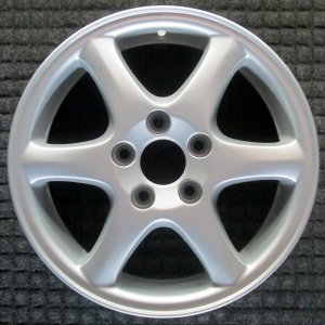 1998-2000 Volvo C70 Silver Wheel (Remanufactured OEM)