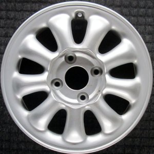 1995-1996 Hyundai Sonata Silver Wheel (Remanufactured OEM)