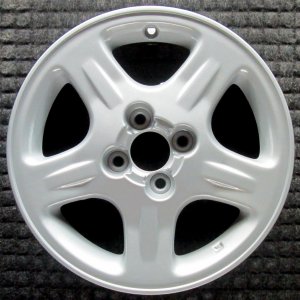 1995-1998 Nissan 200SX Silver Wheel (Remanufactured OEM)