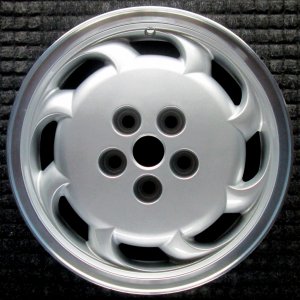 1997-1999 Oldsmobile 88 Silver Wheel (Remanufactured OEM)