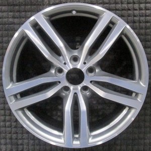 2014-2018 BMW X5 Silver 19-Inch V-Spoke Machined Gray Alloy Wheel - Front (Remanufactured OEM)