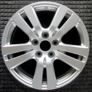 2016-2020 Honda Pilot Silver 18-Inch 5-Double-Spoke Machined Charcoal Alloy Wheel (Remanufactured OEM)
