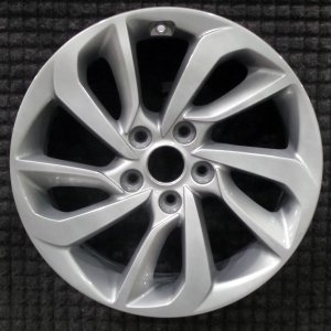 2016-2018 Hyundai Tucson Silver Wheel (Remanufactured OEM)