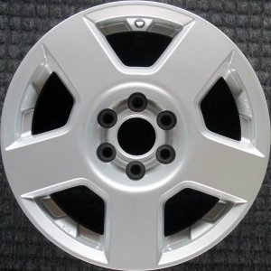 2005-2009 Nissan Xterra Silver Wheel (Remanufactured OEM)