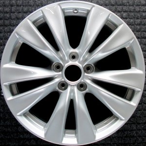 2011-2013 INFINITI M56 Silver 18x8 10-Spoke Silver Painted Alloy Wheel (Remanufactured OEM)