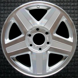 2002-2003 Chevrolet Trailblazer EXT Silver Wheel (Remanufactured OEM)