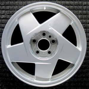 1991-1995 Volvo 940 Silver Wheel (Remanufactured OEM)