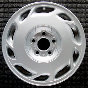 1992-1993 Ford Taurus Silver Wheel (Remanufactured OEM)