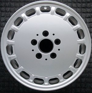 1985-1988 Mercedes-Benz 190E Silver Wheel (Remanufactured OEM)
