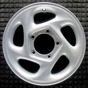 1994-1995 Geo Tracker Silver Wheel (Remanufactured OEM)