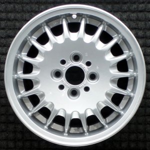 1987 BMW 325i Silver Wheel (Remanufactured OEM)