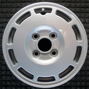 1987-1989 Nissan Stanza Silver Wheel (Remanufactured OEM)