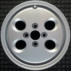 1986-1987 Honda CRX Silver Wheel (Remanufactured OEM)