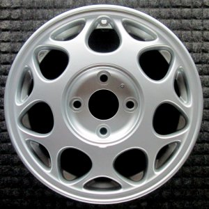 1995-1997 Nissan 240SX Silver Wheel (Remanufactured OEM)