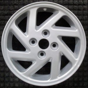 1991-1993 Mercury Tracer Silver Wheel (Remanufactured OEM)