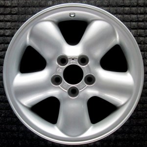 1997-1999 Cadillac Catera Silver Wheel (Remanufactured OEM)