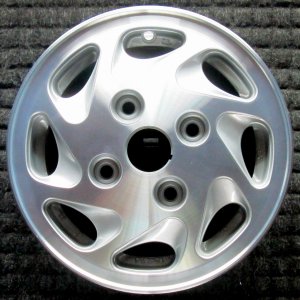 1988-1993 Ford Festiva Silver Wheel (Remanufactured OEM)