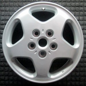 1994-1996 Mitsubishi Diamante Silver Wheel (Remanufactured OEM)