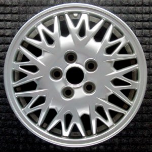 1997-1999 Mitsubishi Diamante Silver Wheel (Remanufactured OEM)