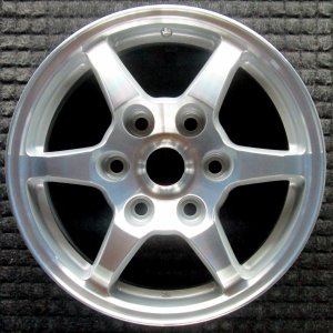 2001-2002 Mitsubishi Montero Silver Wheel (Remanufactured OEM)