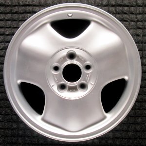1994-1996 Saab 900 Silver Wheel (Remanufactured OEM)