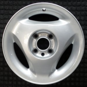 1998 Saab 9000 Silver Wheel (Remanufactured OEM)