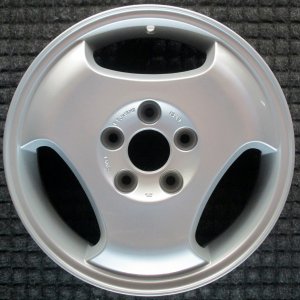 1997 Saab 900 Silver Wheel (Remanufactured OEM)