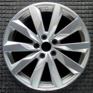 2016-2023 Audi A4 Silver 10-Spoke Machined Silver Alloy Wheel (Remanufactured OEM)