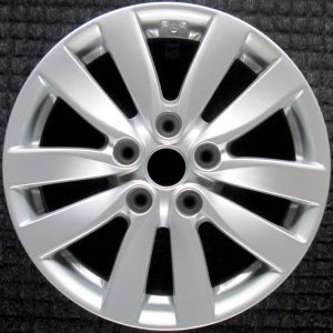 2014-2016 Kia Forte Silver Wheel (Remanufactured OEM)
