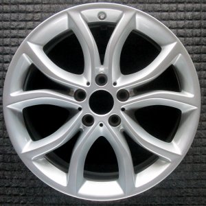2014-2018 BMW X5 Silver 18mm Offset Silver V-Spoke Alloy Wheel - Rear (Remanufactured OEM)