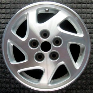 1995-1999 Nissan Maxima Silver Wheel (Remanufactured OEM)