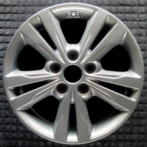 2017-2018 Hyundai Elantra Black 5 Double Spoke Painted Charcoal Alloy Wheel (Remanufactured OEM)