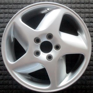 1998-2000 Volvo S70 Silver Wheel (Remanufactured OEM)
