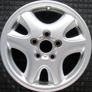 1992-1996 Toyota Camry Silver Wheel (Remanufactured OEM)