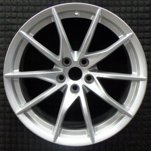 2018-2021 Jaguar F-Type Silver Wheel (Remanufactured OEM)