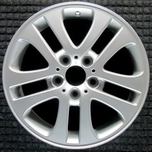 2000-2005 BMW 330xi Silver Wheel (Remanufactured OEM)