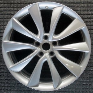 2018-2020 Tesla 3 Silver Wheel (Remanufactured OEM)