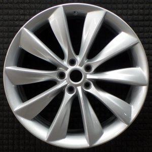 2012-2017 Tesla S Silver Wheel (Remanufactured OEM)