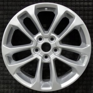 2020-2022 Ford Escape Silver 17x7 10-Spoke Silver Painted Alloy Wheel (Remanufactured OEM)